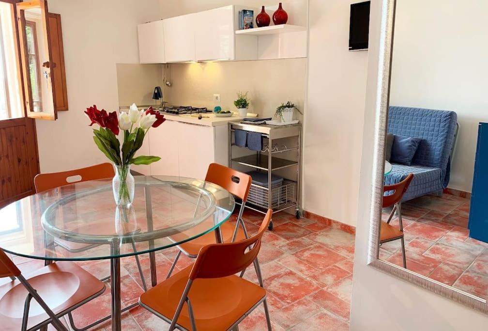 Casa Al Teatro Apartment Terracina Bagian luar foto